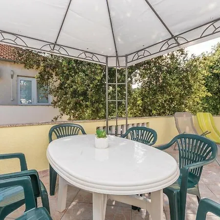 Apartment Andrija *